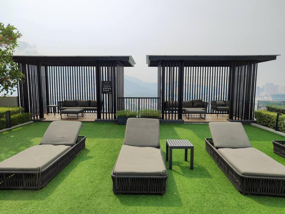 Infinity Pool 2Br Suite 7Pax @Beacon @Georgetown Exterior foto